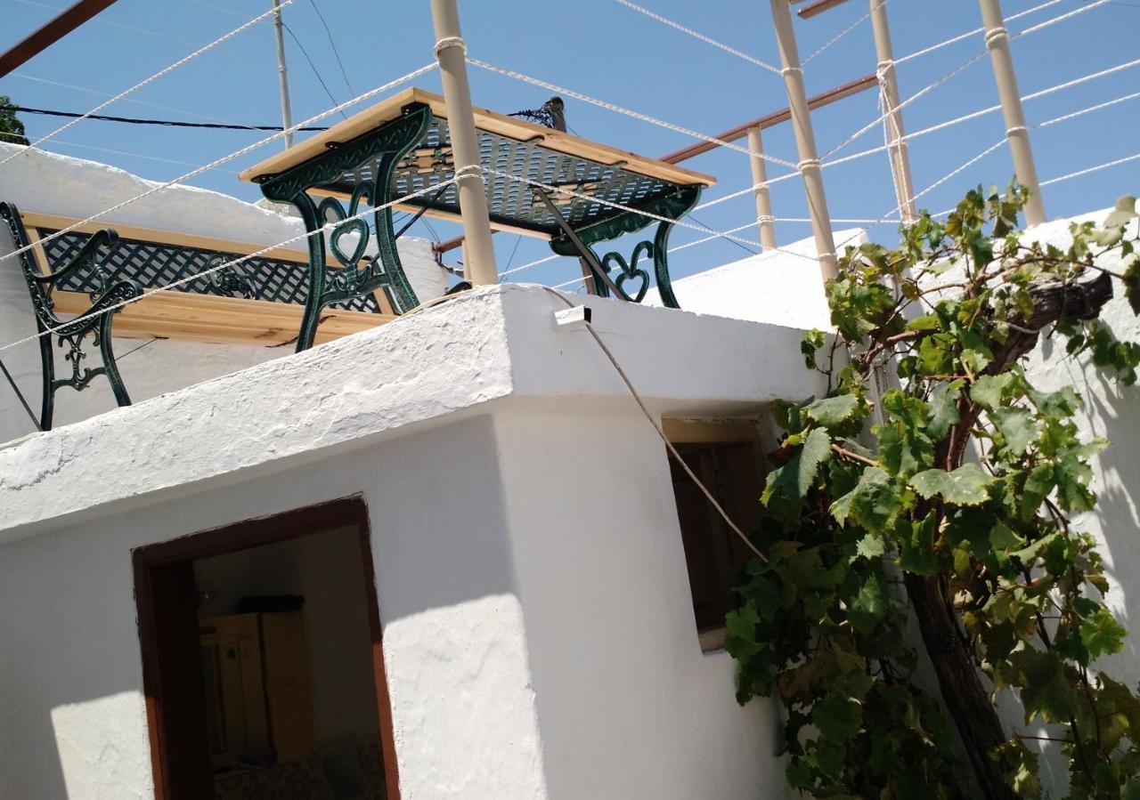 Marthas Traditional House Symi Exteriör bild